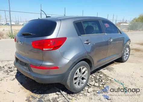 2016 Kia Sportage Lx z USA, uszkodzony, nr VIN KNDPB3AC9G7810280